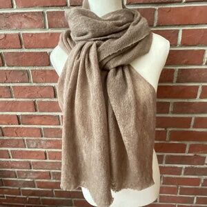 Botto Giuseppe Italy Knit Cashmere Hand Loomed Beige Wrap Shawl Unisex 13”X80”